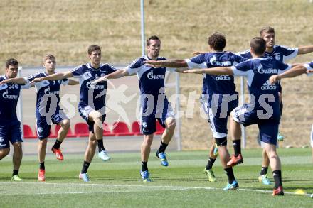 Fussball. FC Schalke 04. Trainingslager.  Max Meyer, Leon Goretzka, Christian Fuchs. Klagenfurt, 20.7.2013.
Foto: Kuess
---
pressefotos, pressefotografie, kuess, qs, qspictures, sport, bild, bilder, bilddatenbank