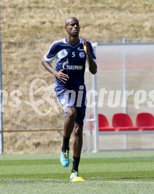 Fussball. FC Schalke 04. Trainingslager.  Felipe Santana. Klagenfurt, 20.7.2013.
Foto: Kuess
---
pressefotos, pressefotografie, kuess, qs, qspictures, sport, bild, bilder, bilddatenbank