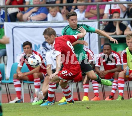 Fussball Testspiel. FC Schalke 04 gegen Southampton. Julian Draxler,  (Schalke), Steven Davis (Southampton). Villach, am 24.7.2013.
Foto: Kuess
---
pressefotos, pressefotografie, kuess, qs, qspictures, sport, bild, bilder, bilddatenbank