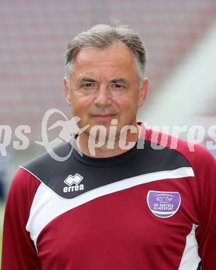 Fussball. SK Austria Klagenfurt. Mannschaftsfototermin. Portrait. Joze Prelogar.
Klagenfurt, 23.7.2013.
Foto: Kuess
---
pressefotos, pressefotografie, kuess, qs, qspictures, sport, bild, bilder, bilddatenbank