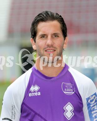 Fussball. SK Austria Klagenfurt. Mannschaftsfototermin. Portrait. Sandro Zakany.
Klagenfurt, 23.7.2013.
Foto: Kuess
---
pressefotos, pressefotografie, kuess, qs, qspictures, sport, bild, bilder, bilddatenbank