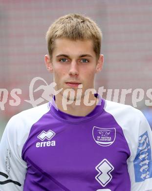 Fussball. SK Austria Klagenfurt. Mannschaftsfototermin. Portrait. Patrik Eler.
Klagenfurt, 23.7.2013.
Foto: Kuess
---
pressefotos, pressefotografie, kuess, qs, qspictures, sport, bild, bilder, bilddatenbank