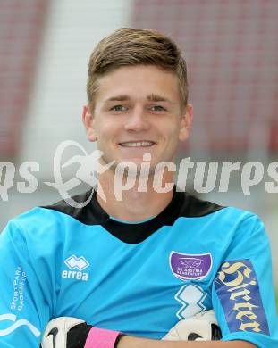 Fussball. SK Austria Klagenfurt. Mannschaftsfototermin. Portrait. Filip Dmitrovic.
Klagenfurt, 23.7.2013.
Foto: Kuess
---
pressefotos, pressefotografie, kuess, qs, qspictures, sport, bild, bilder, bilddatenbank