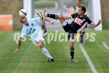 Fussball Kaerntner Liga. St. Veit gegen Gmuend. Ernst Roman Tengg,  (St. Veit), Marcel Gollmitzer (Gmuend). St. Veit, am 26.7.2013.
Foto: Kuess
---
pressefotos, pressefotografie, kuess, qs, qspictures, sport, bild, bilder, bilddatenbank