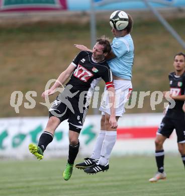 Fussball Kaerntner Liga. St. Veit gegen Gmuend. Ernst Kurt Komarek (St. Veit), Philipp Platzer (Gmuend). St. Veit, am 26.7.2013.
Foto: Kuess
---
pressefotos, pressefotografie, kuess, qs, qspictures, sport, bild, bilder, bilddatenbank