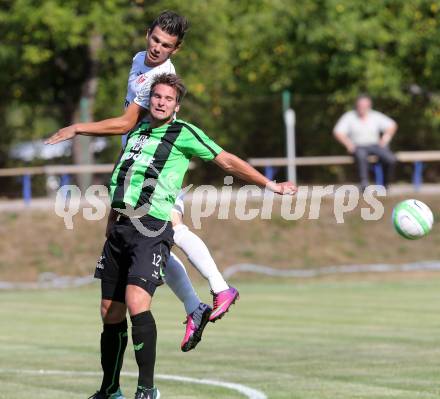 Fussball. Kaerntner Liga. ATUS Ferlach gegen Voelkermarkt.
Salih Alic (Ferlach), Fabian Ladinig (Voelkermarkt). Ferlach, 27.7.2013.
Foto: Kuess
---
pressefotos, pressefotografie, kuess, qs, qspictures, sport, bild, bilder, bilddatenbank