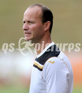 Fussball Kaerntner Liga. St. Veit gegen Gmuend. Trainer Mario Udo Wurzer (St. Veit). St. Veit, am 26.7.2013.
Foto: Kuess
---
pressefotos, pressefotografie, kuess, qs, qspictures, sport, bild, bilder, bilddatenbank