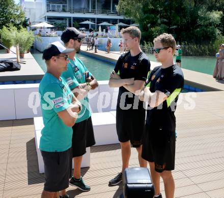 Beachvolleyball. Beach Volleyball Grand Slam 2013. Pressekonferenz. Alexander HORST, Clemens DOPPLER, Robert MEEUWSEN, Alexander BROUWER, . Klagenfurt, 30.7.2013.
Foto: Kuess
---
pressefotos, pressefotografie, kuess, qs, qspictures, sport, bild, bilder, bilddatenbank