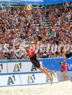 Beachvolleyball. Beach Volleyball Grand Slam 2013. Clemens Doppler. Klagenfurt, 31.7.2013.
Foto: Kuess
---
pressefotos, pressefotografie, kuess, qs, qspictures, sport, bild, bilder, bilddatenbank