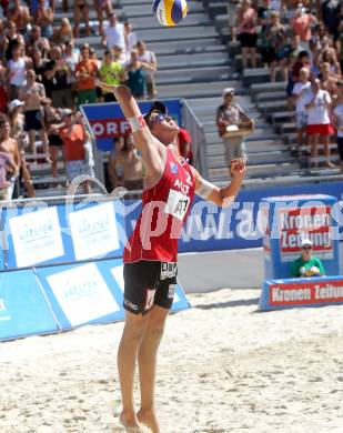 Beachvolleyball. Beach Volleyball Grand Slam 2013.  Lorenz PETUTSCHNIG. Klagenfurt, 31.7.2013.
Foto: Kuess
---
pressefotos, pressefotografie, kuess, qs, qspictures, sport, bild, bilder, bilddatenbank