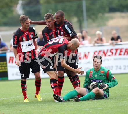 Fussball. Regionalliga. SAK gegen LASK Linz. Marcel Reichmann (SAK), Torjubel Fabiano De Lima Campos Maria, Daniel Kogler, Wolfgang Klapf, Benjamin Georg Freudenthaler (LASK). Klagenfurt, 9.6.2013.
Foto: Kuess
---
pressefotos, pressefotografie, kuess, qs, qspictures, sport, bild, bilder, bilddatenbank