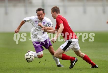 Fussball. Regionalliga. SAK gegen SK Austria Klagenfurt gegen St. Florian. Matthias Dollinger (Austria Klagenfurt), Roland Hinterreiter (St. Florian). Klagenfurt, 9.6.2013.
Foto: Kuess
---
pressefotos, pressefotografie, kuess, qs, qspictures, sport, bild, bilder, bilddatenbank