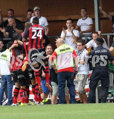 Fussball. Regionalliga. SAK gegen LASK Linz.  Torjubel LASK. Klagenfurt, 9.6.2013.
Foto: Kuess
---
pressefotos, pressefotografie, kuess, qs, qspictures, sport, bild, bilder, bilddatenbank