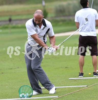 EBEL. Eishockey Bundesliga. Teambuilding VSV. Golf. Gerhard Unterluggauer. Waidegg, am 10.8.2013.
Foto: Kuess
---
pressefotos, pressefotografie, kuess, qs, qspictures, sport, bild, bilder, bilddatenbank