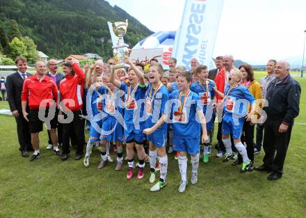 Fussball Schuelerliga. Finale. BG/BRG Villach-Perau gegen FSSZ Spittal an der Drau. Jubel Spittal. Treffen, am 28.5.2013.
Foto: Kuess
---
pressefotos, pressefotografie, kuess, qs, qspictures, sport, bild, bilder, bilddatenbank