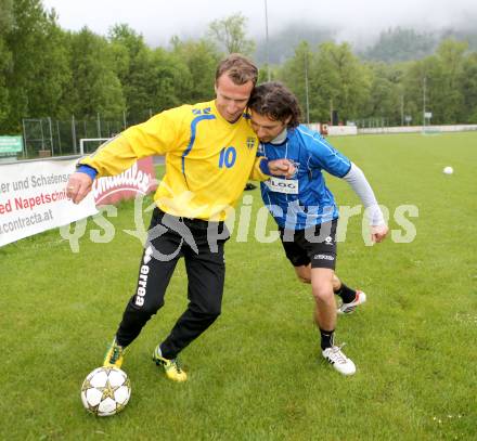 Fussball. 2. Klasse D. Grafenstein. Ibrahimovic Adnan, Pirker Manfred. Grafenstein, 7.5.2013.
Foto: Kuess
---
pressefotos, pressefotografie, kuess, qs, qspictures, sport, bild, bilder, bilddatenbank