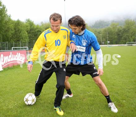 Fussball. 2. Klasse D. Grafenstein. Ibrahimovic Adnan, Pirker Manfred. Grafenstein, 7.5.2013.
Foto: Kuess
---
pressefotos, pressefotografie, kuess, qs, qspictures, sport, bild, bilder, bilddatenbank