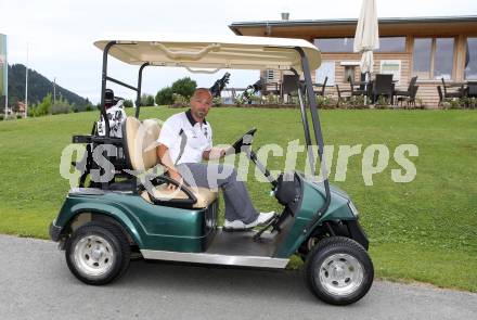 EBEL. Eishockey Bundesliga. Teambuilding VSV. Golf. Gerhard Unterluggauer. Waidegg, am 10.8.2013.
Foto: Kuess
---
pressefotos, pressefotografie, kuess, qs, qspictures, sport, bild, bilder, bilddatenbank