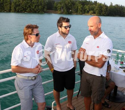 Eishockey. Bundesliga. KAC. Schifffahrt am Woerthersee. Tyler Scofield, Tyler Spurgeon, Christer Olsson. 8.8.2013.
Foto: Kuess
---
pressefotos, pressefotografie, kuess, qs, qspictures, sport, bild, bilder, bilddatenbank