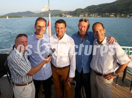 Eishockey. Bundesliga. KAC. Schifffahrt am Woerthersee. Karl Nedwed mit Direktoren der Stadwerke Klagenfurt. 8.8.2013.
Foto: Kuess
---
pressefotos, pressefotografie, kuess, qs, qspictures, sport, bild, bilder, bilddatenbank