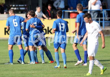 Fussball Kaerntner Liga. SG Annabichler Austria Amateure gegen ATUS Ferlach. Torjubel ASV/Austria. Annabichl, am 14.8.2013.
Foto: Kuess
Foto: Kuess
---
pressefotos, pressefotografie, kuess, qs, qspictures, sport, bild, bilder, bilddatenbank