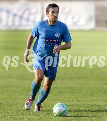 Fussball Kaerntner Liga. SG Annabichler Austria Amateure gegen ATUS Ferlach. Almedin Hota (ASV/Austria). Annabichl, am 14.8.2013.
Foto: Kuess
Foto: Kuess
---
pressefotos, pressefotografie, kuess, qs, qspictures, sport, bild, bilder, bilddatenbank