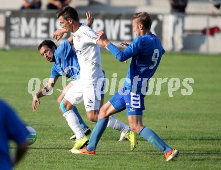 Fussball Kaerntner Liga. SG Annabichler Austria Amateure gegen ATUS Ferlach. Almedin Hota, David Murko,  (ASV/Austria), Salih Alic (Ferlach). Annabichl, am 14.8.2013.
Foto: Kuess
Foto: Kuess
---
pressefotos, pressefotografie, kuess, qs, qspictures, sport, bild, bilder, bilddatenbank