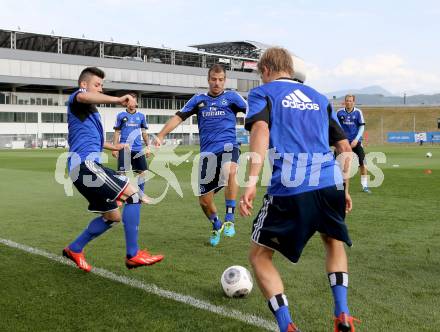 Fussball Deutsche Bundesliga. Trainingslager Hamburger SV. HSV. Rafael van der Vaart. Klagenfurt, am 15.7.2013.
Foto: Kuess
---
pressefotos, pressefotografie, kuess, qs, qspictures, sport, bild, bilder, bilddatenbank