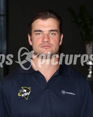 Eishockey. VSV. Pressekonferenz.  Curtis Fraser. Villach, 14.8.2013.
Foto: Kuess
---
pressefotos, pressefotografie, kuess, qs, qspictures, sport, bild, bilder, bilddatenbank