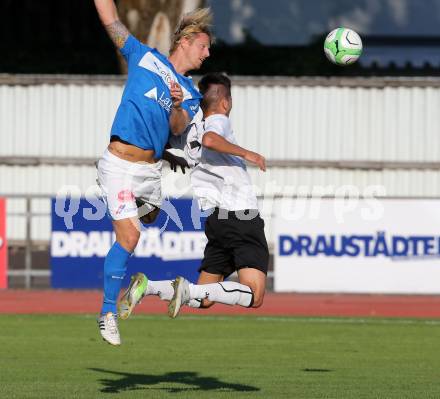 Fussball Regionalliga. VSV gegen WAC Amateure. Johannes Isopp, (VSV), Hrvoje Jakovljevic (WAC). Villach, 17.8.2013.
Foto: Kuess
---
pressefotos, pressefotografie, kuess, qs, qspictures, sport, bild, bilder, bilddatenbank