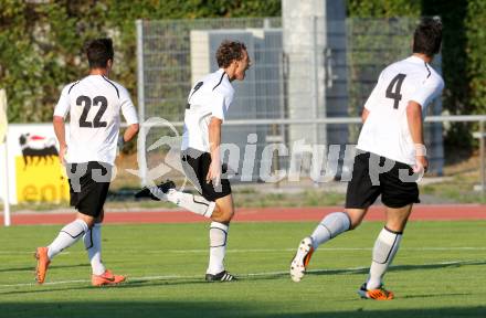 Fussball Regionalliga. VSV gegen WAC Amateure. Torjubel Fabian Hafner (WAC). Villach, 17.8.2013.
Foto: Kuess
---
pressefotos, pressefotografie, kuess, qs, qspictures, sport, bild, bilder, bilddatenbank