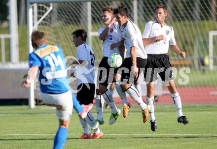 Fussball Regionalliga. VSV gegen WAC Amateure. Martin Salentinig,  (VSV), Michael Noggler, Andreas Dlopst, Gernot Messner (WAC). Villach, 17.8.2013.
Foto: Kuess
---
pressefotos, pressefotografie, kuess, qs, qspictures, sport, bild, bilder, bilddatenbank