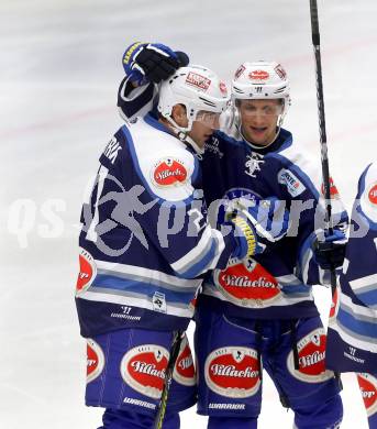 Eishockey Testspiel. VSV gegen Rosenheim. Torjubel Benjamin Petrik Nico Brunner (VSV). Villach, am 18.8.2013.
Foto: Kuess
---
pressefotos, pressefotografie, kuess, qs, qspictures, sport, bild, bilder, bilddatenbank