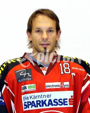 Eishockey. Bundesliga. Mannschaftsfototermin. Portrait. Thomas Koch. Klagenfurt, 21.8.2013.
Foto: Kuess
---
pressefotos, pressefotografie, kuess, qs, qspictures, sport, bild, bilder, bilddatenbank