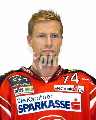 Eishockey. Bundesliga. Mannschaftsfototermin. Portrait. Jamie Lundmark. Klagenfurt, 21.8.2013.
Foto: Kuess
---
pressefotos, pressefotografie, kuess, qs, qspictures, sport, bild, bilder, bilddatenbank