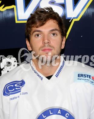 BEL Eishockey Bundesliga. VSV. Mannschaftsfototermin. Portrait. Benjamin Petrik. Villach, 24.8.2013.
Foto: Kuess 
---
pressefotos, pressefotografie, kuess, qs, qspictures, sport, bild, bilder, bilddatenbank