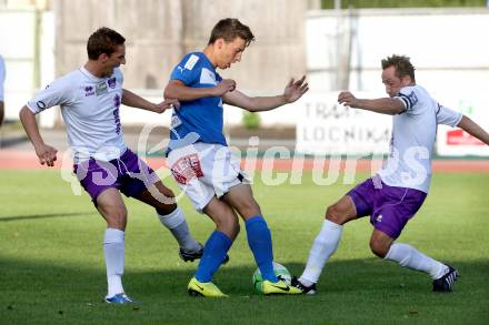 Fussball Regionalliga. VSV gegen SK Austria Klagenfurt. Luka Caculovic, (VSV), Marko Rojc, Matthias Dollinger  (Austria Klagenfurt). Villach, 24.8.2013.
Foto: Kuess
---
pressefotos, pressefotografie, kuess, qs, qspictures, sport, bild, bilder, bilddatenbank