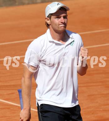 Tennis. Kelag Power Future Turnier. Jubel Patrick Ofner. Poertschach, am 24.8.2013.
Foto: Kuess
---
pressefotos, pressefotografie, kuess, qs, qspictures, sport, bild, bilder, bilddatenbank