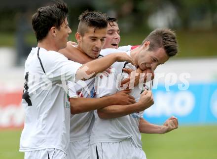 Fussball Regionalliga. WAC Amateure gegen SAK. Torjubel Kevin Vaschauner, Hrvoje Jakovljevic (WAC). Wolfsberg, am 25.8.2013.
Foto: Kuess
---
pressefotos, pressefotografie, kuess, qs, qspictures, sport, bild, bilder, bilddatenbank