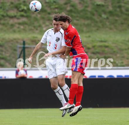 Fussball Regionalliga. WAC Amateure gegen SAK. Kevin Vaschauner (WAC), Andrej Pecnik (SAK). Wolfsberg, am 25.8.2013.
Foto: Kuess
---
pressefotos, pressefotografie, kuess, qs, qspictures, sport, bild, bilder, bilddatenbank