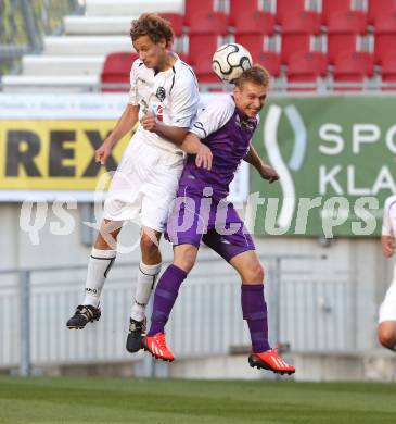 Fussball Regionalliga. SK Austria Klagenfurt gegen WAC Amateure. David Poljanec (Klagenfurt), Fabia Hafner (WAC). Klagenfurt, am 30.8.2013.
Foto: Kuess
---
pressefotos, pressefotografie, kuess, qs, qspictures, sport, bild, bilder, bilddatenbank