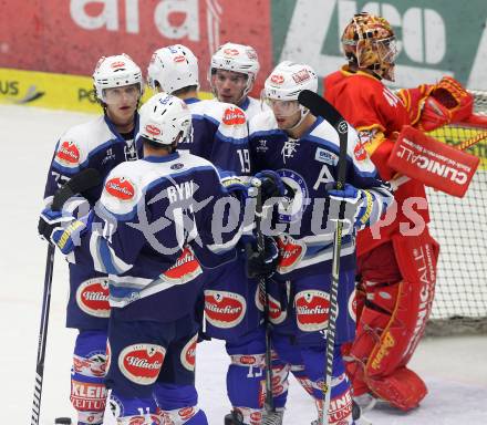 Eishockey. Testspiel. EC VSV gegen Duesseldorfer EG. Torjubel (VSV). Villach, am 30.08.2013
Foto: Kuess
---
pressefotos, pressefotografie, kuess, qs, qspictures, sport, bild, bilder, bilddatenbank