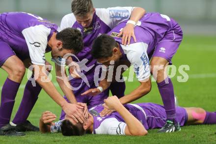 Fussball Regionalliga. SK Austria Klagenfurt gegen WAC Amateure. Torjubel Sasa Lalovic, Sandro Zakany (Klagenfurt). Klagenfurt, am 30.8.2013.
Foto: Kuess
---
pressefotos, pressefotografie, kuess, qs, qspictures, sport, bild, bilder, bilddatenbank