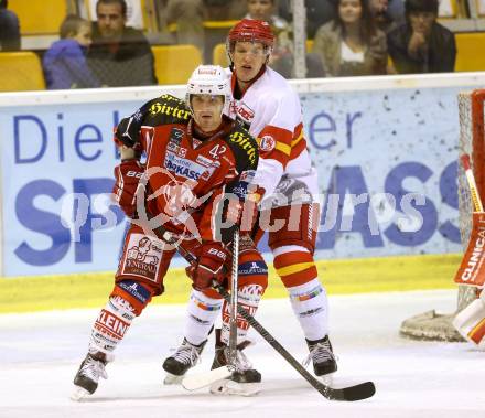 Eishockey Testspiel KAC gegen Duesseldorfer EC. Patrick Berr, (KAC), Corey Mapes (Duesseldorfer EC). Klagenfurt, 31.8.2013.
Foto: Kuess
---
pressefotos, pressefotografie, kuess, qs, qspictures, sport, bild, bilder, bilddatenbank