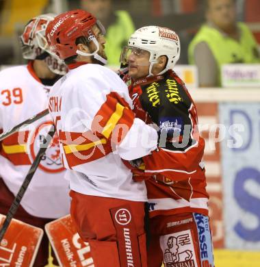 Eishockey Testspiel KAC gegen Duesseldorfer EC. David Schuller,  (KAC), Andrew Hotham (Duesseldorfer EC). Klagenfurt, 31.8.2013.
Foto: Kuess
---
pressefotos, pressefotografie, kuess, qs, qspictures, sport, bild, bilder, bilddatenbank