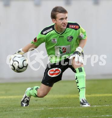 Fussball Regionalliga. SK Austria Klagenfurt gegen WAC Amateure.  Max Friesacher  (WAC). Klagenfurt, am 30.8.2013.
Foto: Kuess
---
pressefotos, pressefotografie, kuess, qs, qspictures, sport, bild, bilder, bilddatenbank