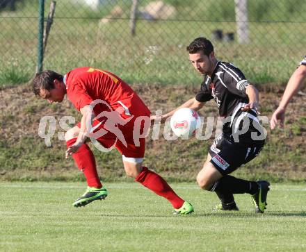 Fussball. Unterliga Ost. Glanegg gegen Kraig. Markus Ruprecht (Glanegg), Gernot Fasching (Kraig). Glanegg, 31.8.2013.
Foto: Kuess
---
pressefotos, pressefotografie, kuess, qs, qspictures, sport, bild, bilder, bilddatenbank