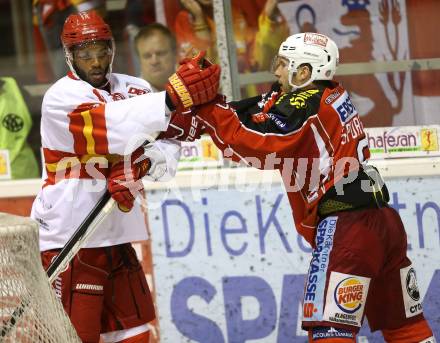 Eishockey Testspiel KAC gegen Duesseldorfer EC. Tyler Spurgeon, (KAC), Drew Paris  (Duesseldorfer EC).. Klagenfurt, 31.8.2013.
Foto: Kuess
---
pressefotos, pressefotografie, kuess, qs, qspictures, sport, bild, bilder, bilddatenbank