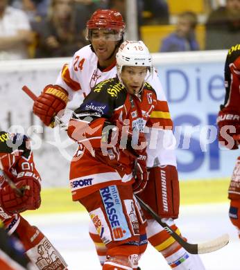 Eishockey Testspiel KAC gegen Duesseldorfer EC. Thomas Koch,  (KAC), Andreas Martinsen (Duesseldorfer EC). Klagenfurt, 31.8.2013.
Foto: Kuess
---
pressefotos, pressefotografie, kuess, qs, qspictures, sport, bild, bilder, bilddatenbank