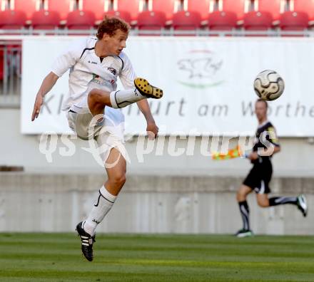 Fussball Regionalliga. SK Austria Klagenfurt gegen WAC Amateure.  Fabian Hafner  (WAC). Klagenfurt, am 30.8.2013.
Foto: Kuess
---
pressefotos, pressefotografie, kuess, qs, qspictures, sport, bild, bilder, bilddatenbank